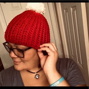 Bulky chunky crochet Beanie with detachable PomPom